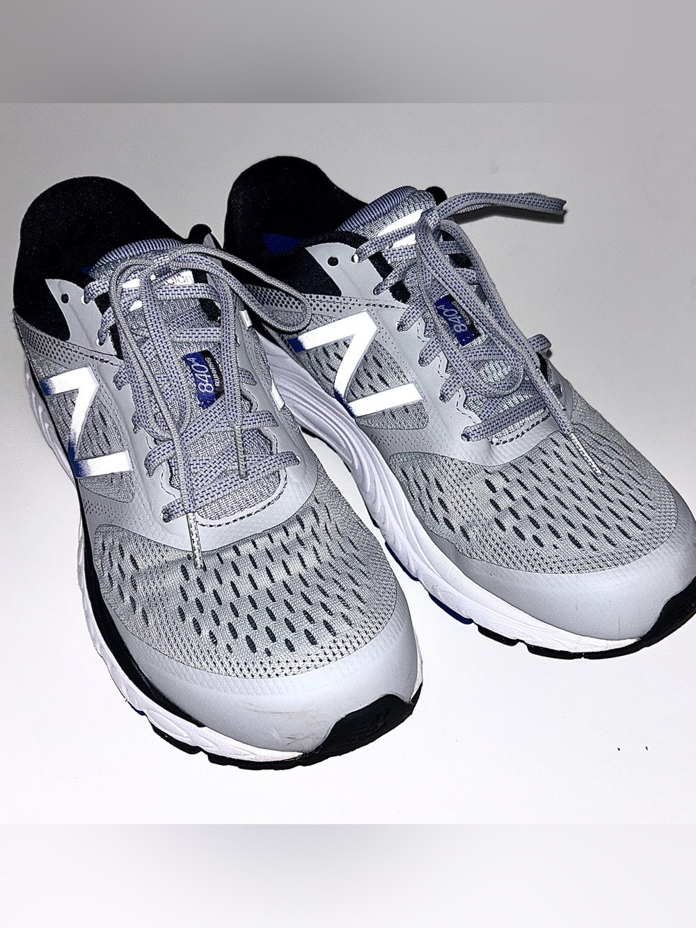 New Balance Men's Light Gray 840 Athletic Running Shoes
